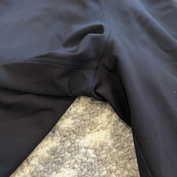 Lululemon Keep Moving Jogger Pants Women's Size 6 Black Luxtreme Stretch - Picture 3 of 9